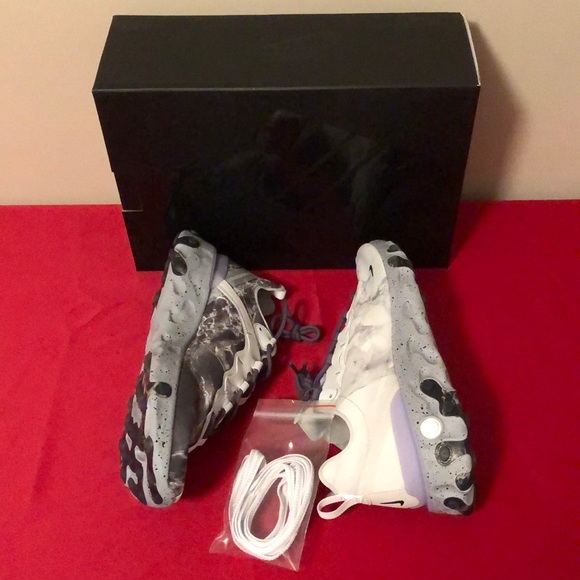 Sold on mercari. Limited Nike Kendrick Lamar - Picture 7 of 7